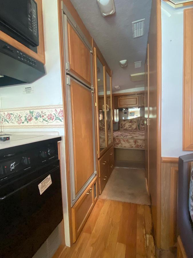 Used 1997 Fleetwood Southwind Class A Motorhome