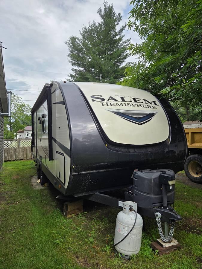 Used 2000 Forest River Salem Hemisphere 22RBHL