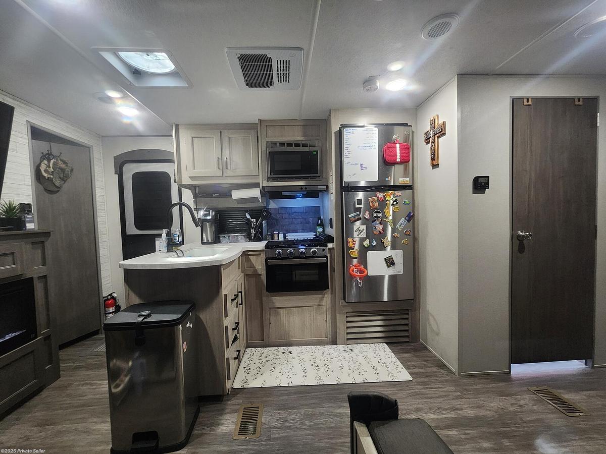 Used 2024 Forest River Aurora 34BHTS Travel Trailer