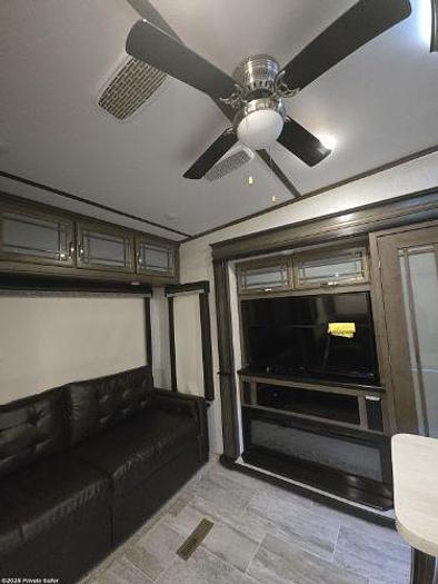 Used 2019 Keystone Montana 3855BR