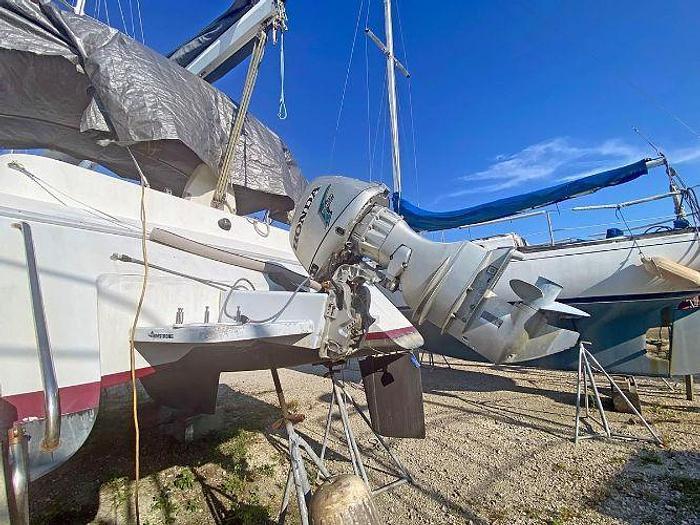 Used 1990 Endeavour Catamaran 30