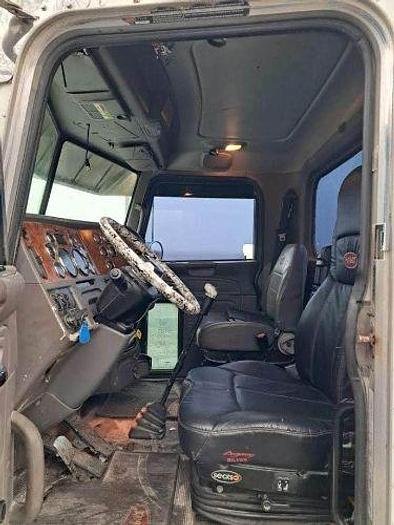 Used 2009 Peterbilt 367