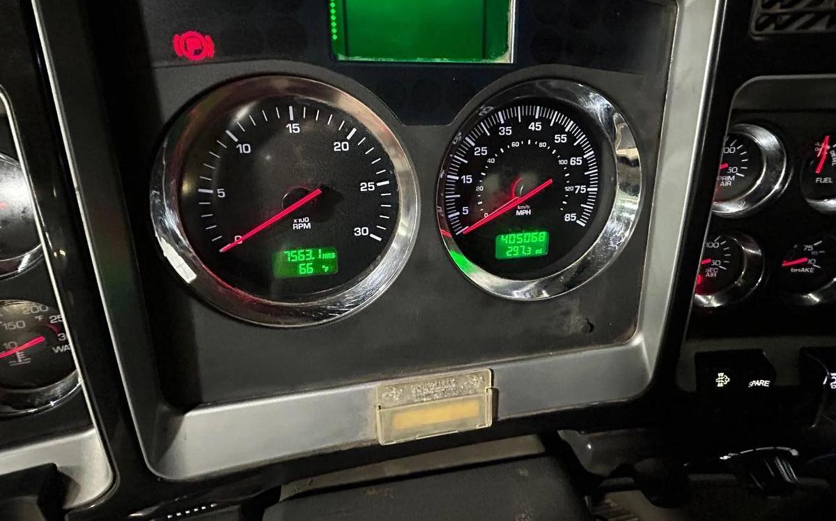 Used 2010 Kenworth T800