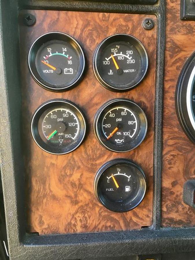 Used 2001 KENWORTH T300