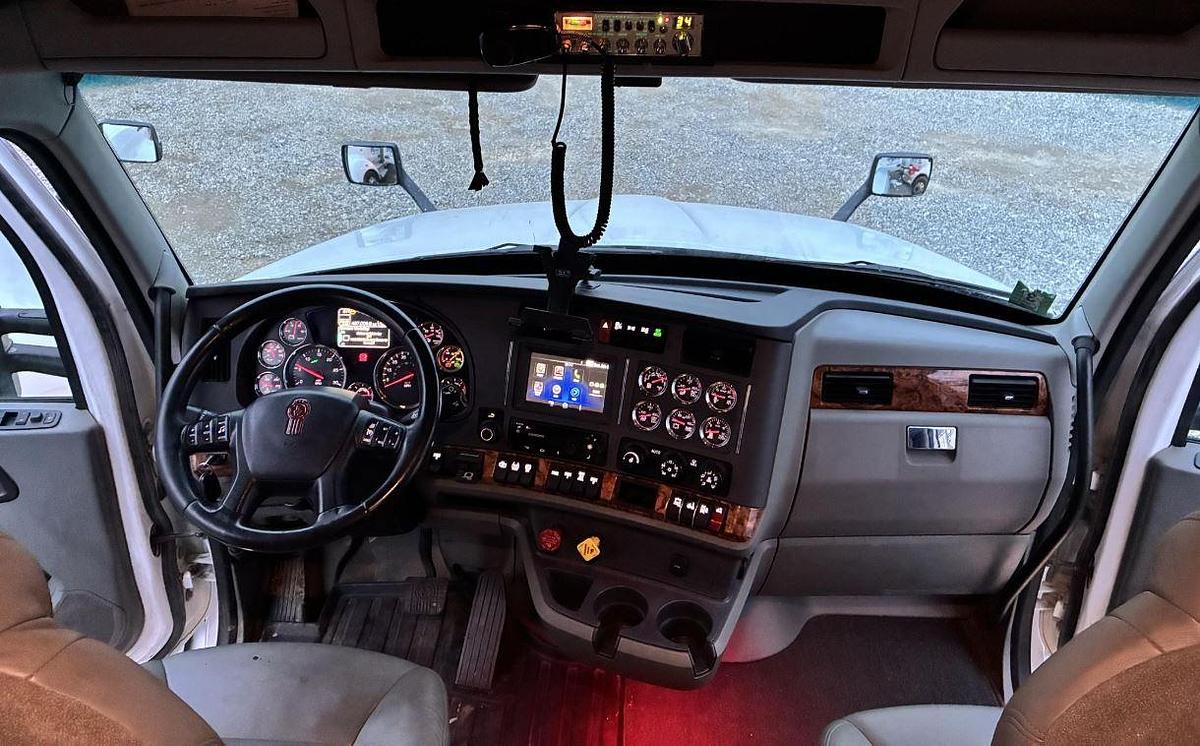 Used 2020 Kenworth T680