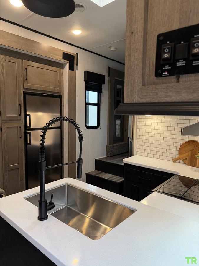 Used 2021 Heartland Gravity 3610 Fifth-Wheel Toy Hauler