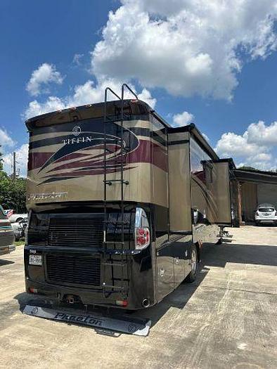 Used 2017 Tiffin Phaeton 40IH