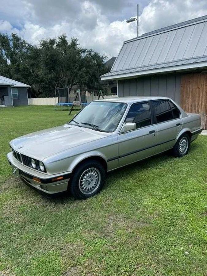 Used 1990 BMW 325i Sedan