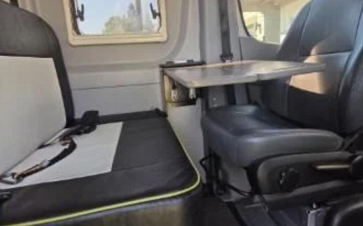 Used 2019 Winnebago Revel 44e