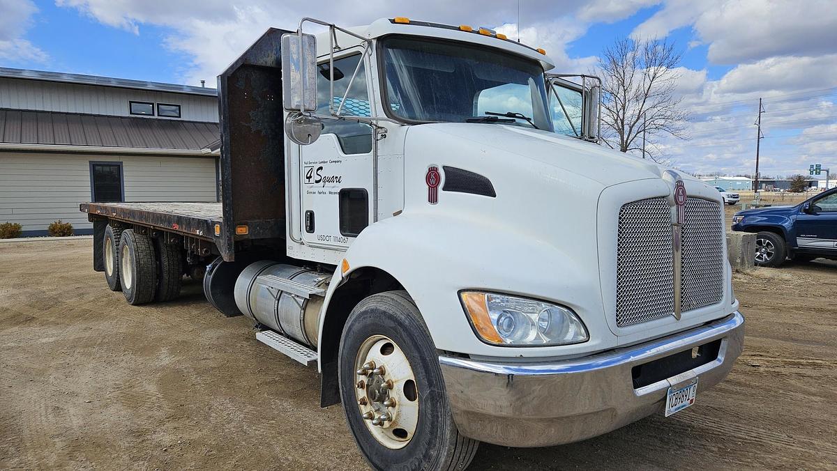 Used 2012 Kenworth T370 Flatbed
