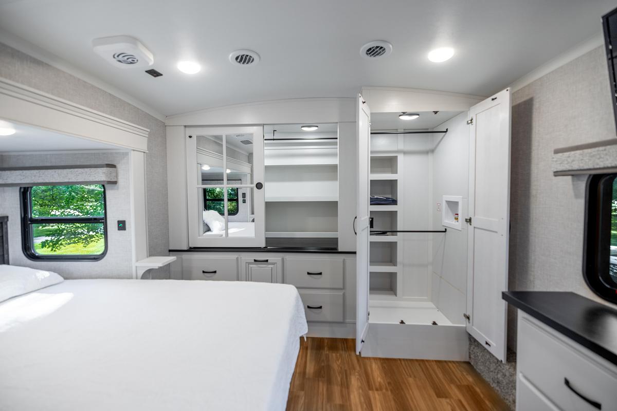 Used 2024 Jayco North Point 390CKDS Fifth Wheel