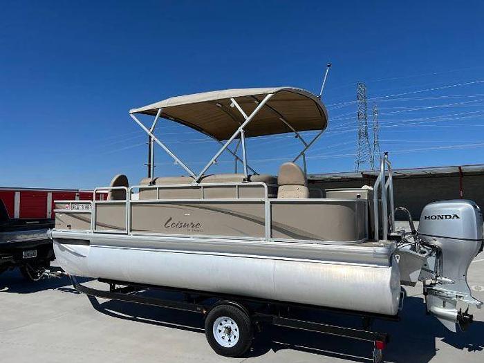 Used 2014 Premiere Leisure 200 Pontoon Boat