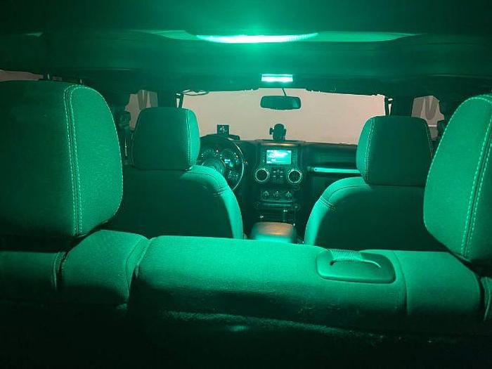 Used 2018 JEEP Wrangler Unlimited Sahara