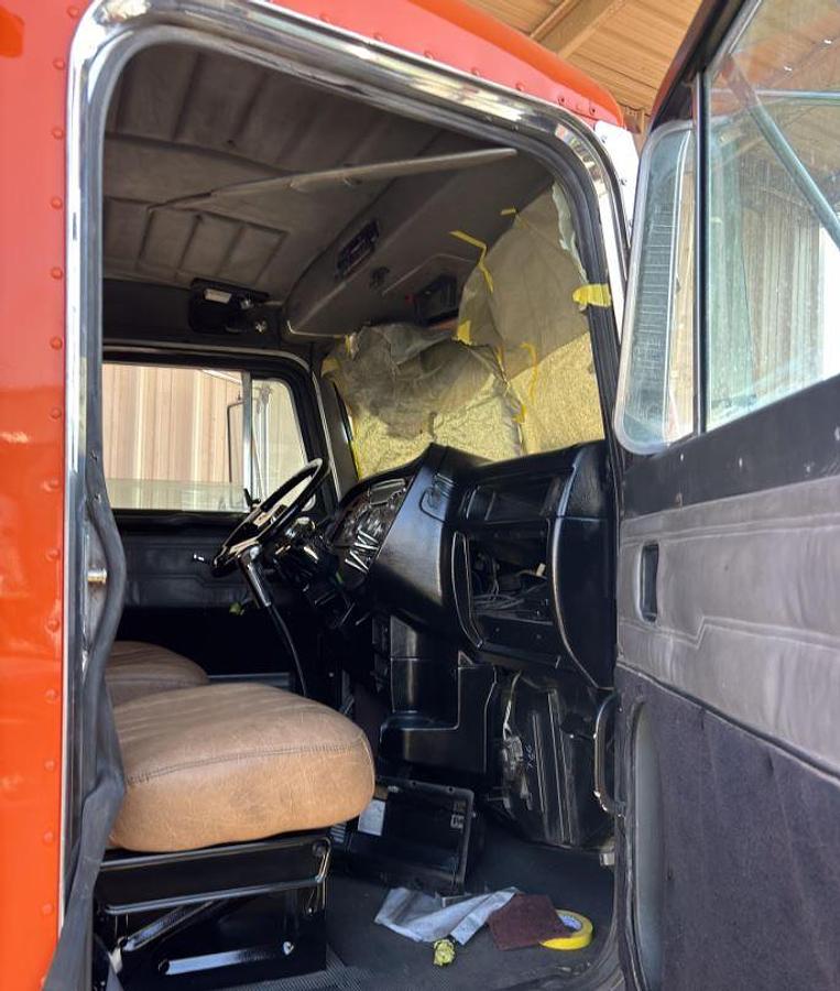 Used 2001 Peterbilt 379EXHD