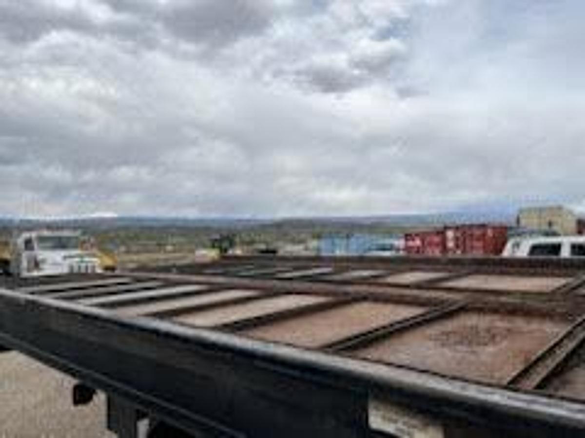 Used 2000 Freightliner FL80