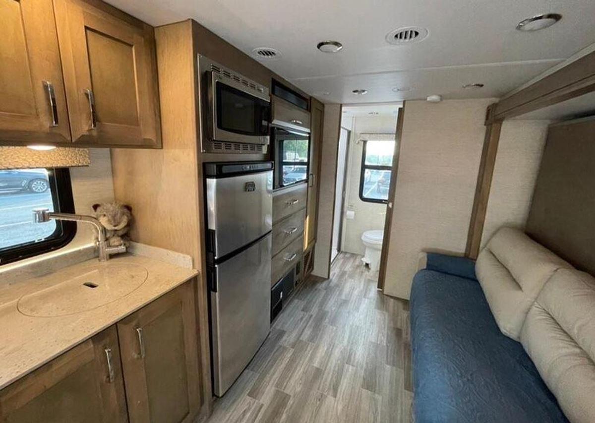 Used 2022 Tiffin Motorhomes Wayfarer 25RW Class C Motorhome