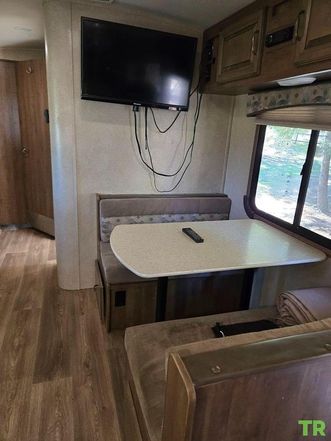Used 2016 Cruiser RV Fun Finder Xtreme Lite M-241LRK Travel Trailer