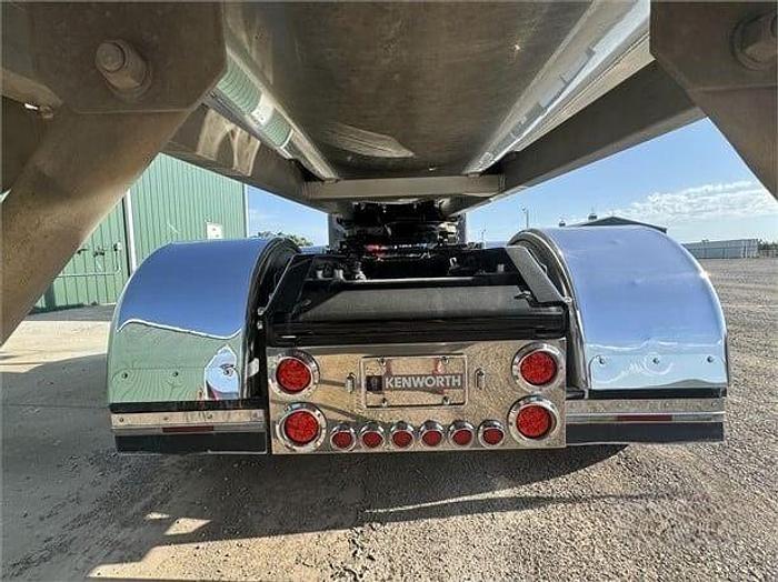 Used 2020 KENWORTH W990