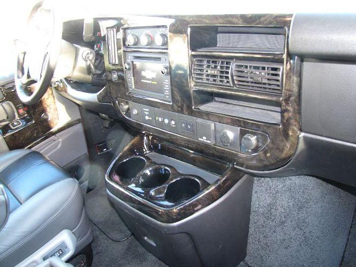 Used 2019 Chevrolet Express 2500 Cargo Van 3D