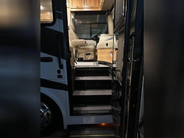 Used 2021 Tiffin Allegro Red 38LL