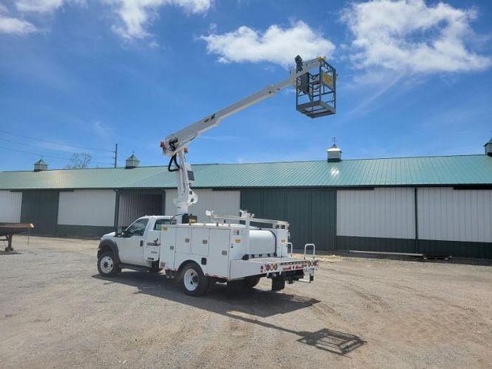 Used 2011 Ford F550 Mounted on Altec AT235