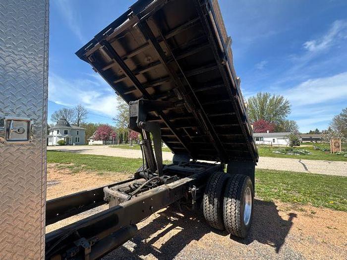 Used 2003 STERLING Acterra