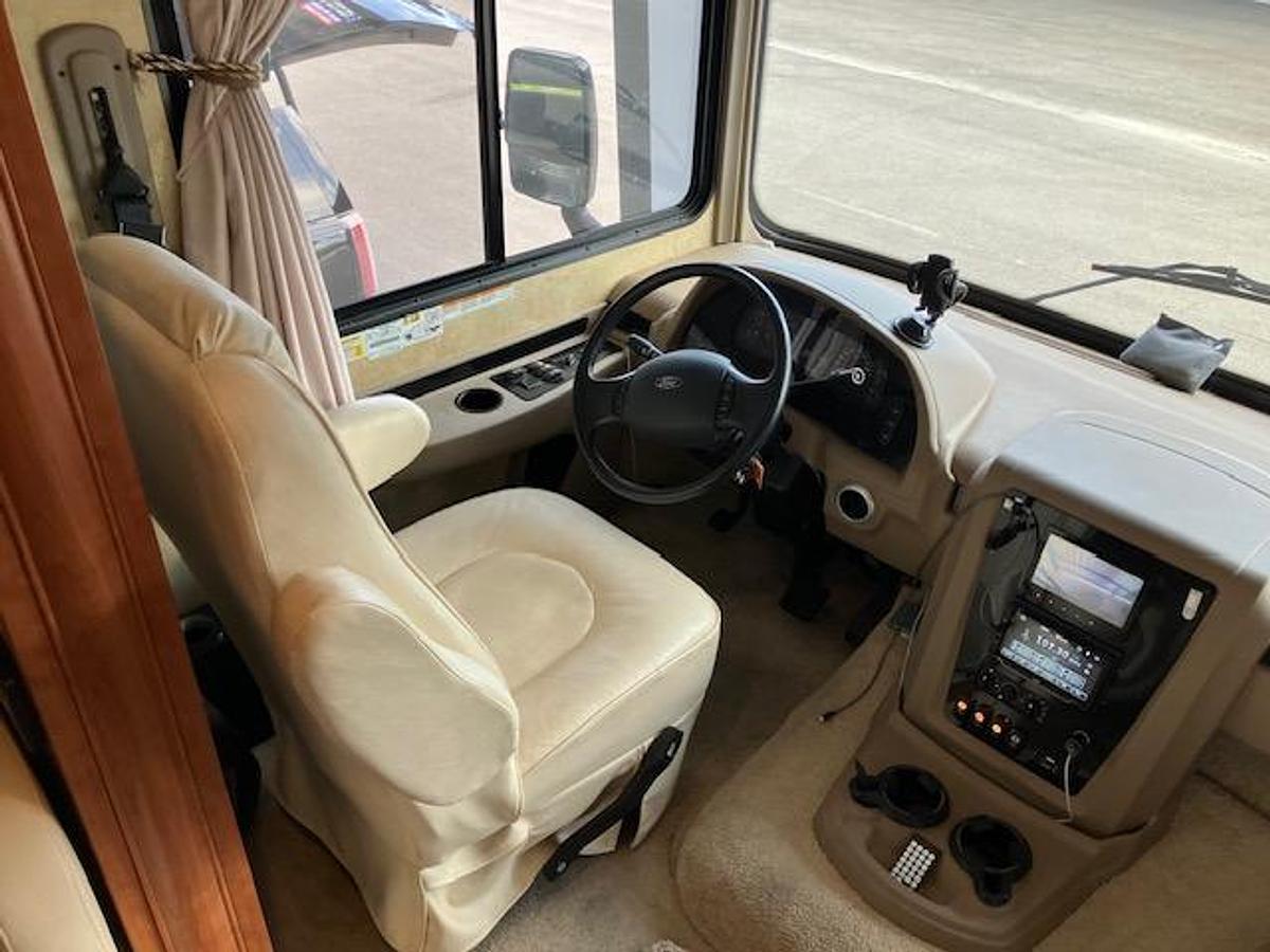 Used 2011 Forest River Georgetown 36DS