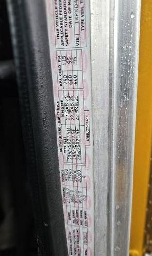 Used 2014 Peterbilt 389