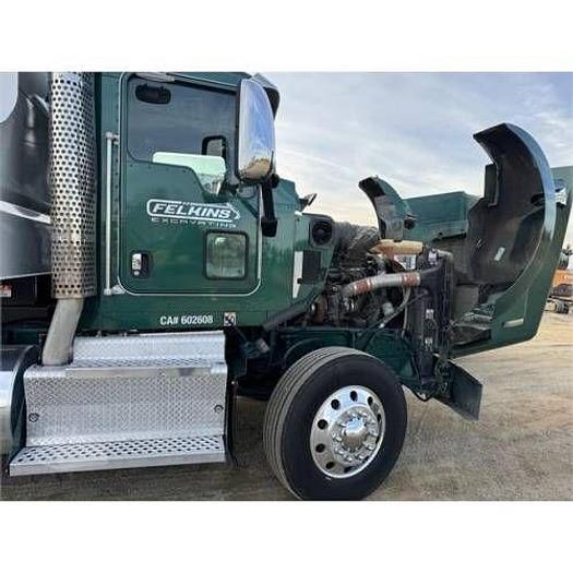 Used 2015 KENWORTH T800 Dump Truck