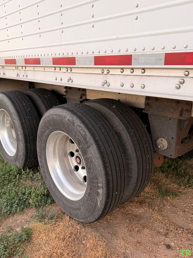 Used 2014 Wilson 431 96W 78H Livestock Trailer