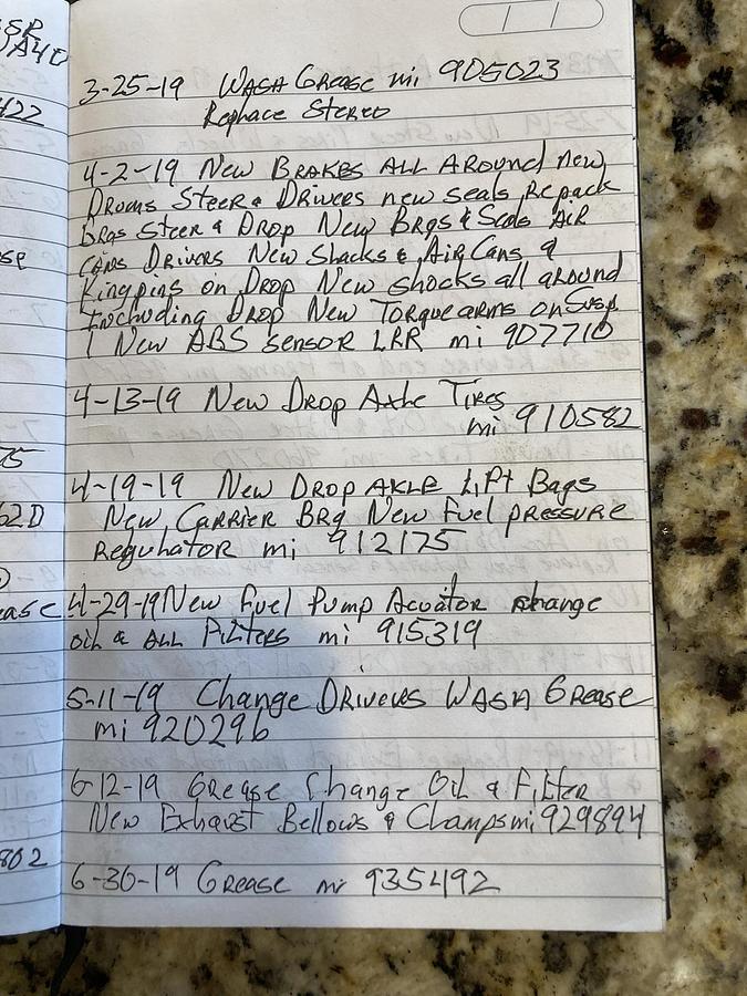 Used 2013 Peterbilt 389 Conventional Sleeper Semi