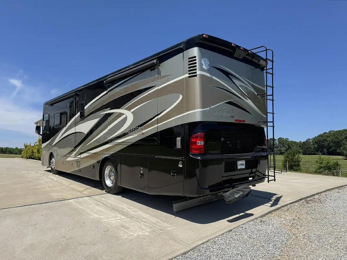 Used 2014 Tiffin Allegro RED 34QFA