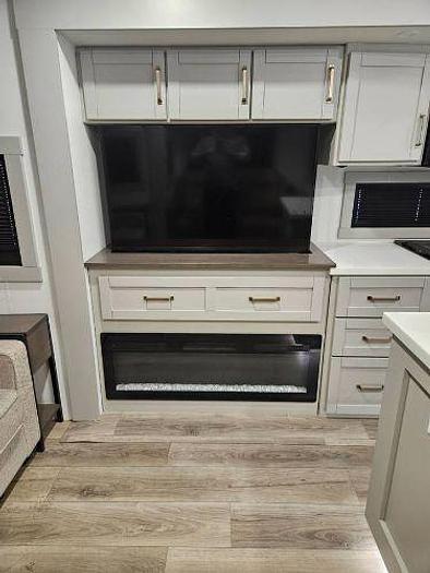 Used 2024 Brinkley Z3600