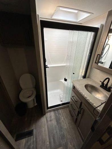 Used 2021 Keystone Raptor 415