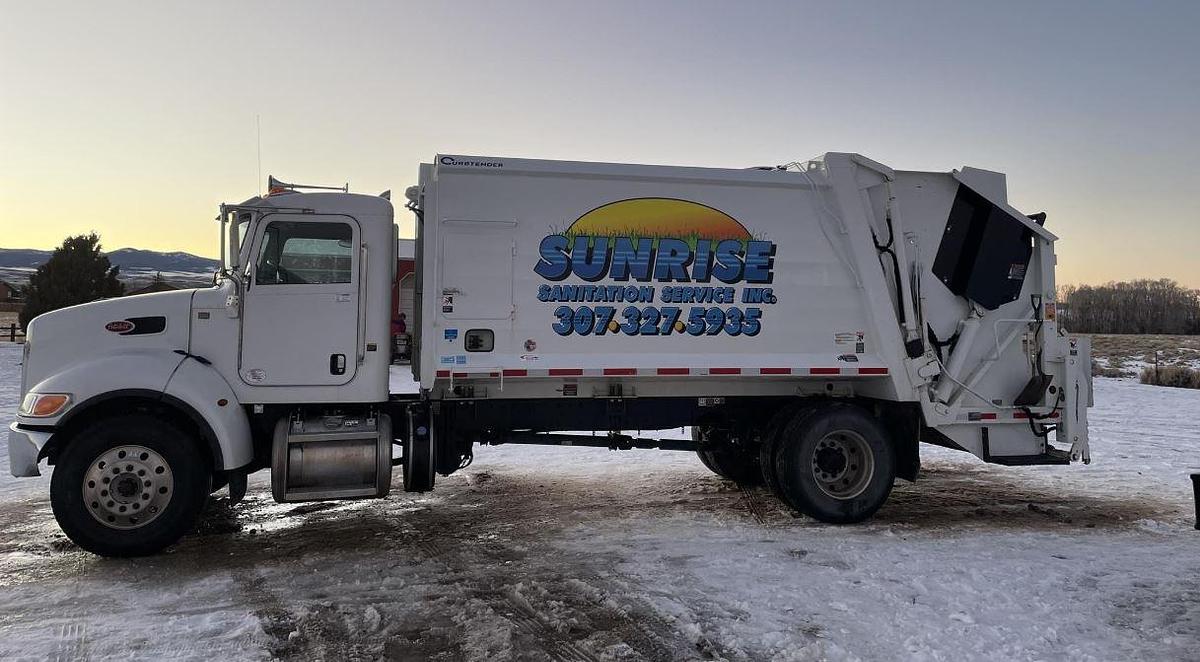 Used 2021 PETERBILT 337