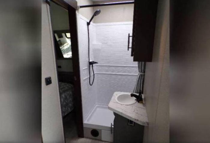 Used 2022 Grand Design Momentum 29G