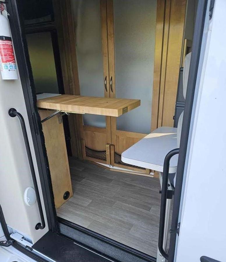 Used 2023 Coachmen Beyond 22C