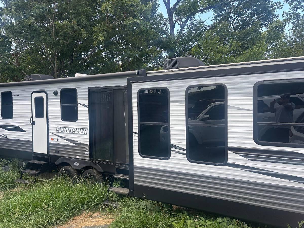 Used 2022 KZ Sportsman 364 BH