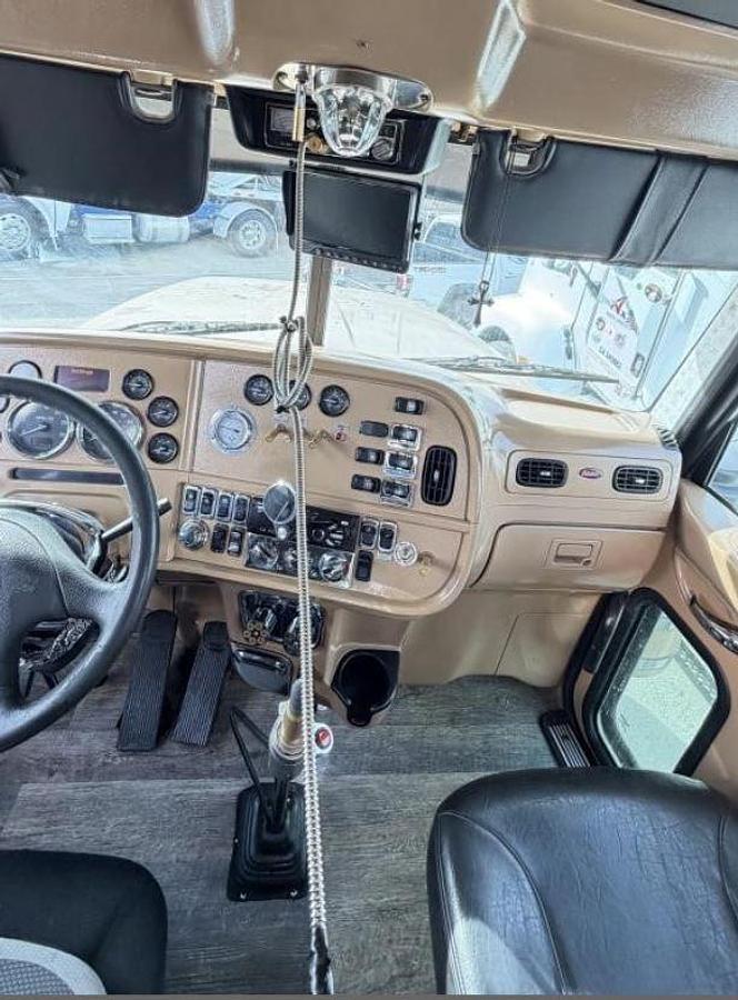Used 2018 Peterbilt 367
