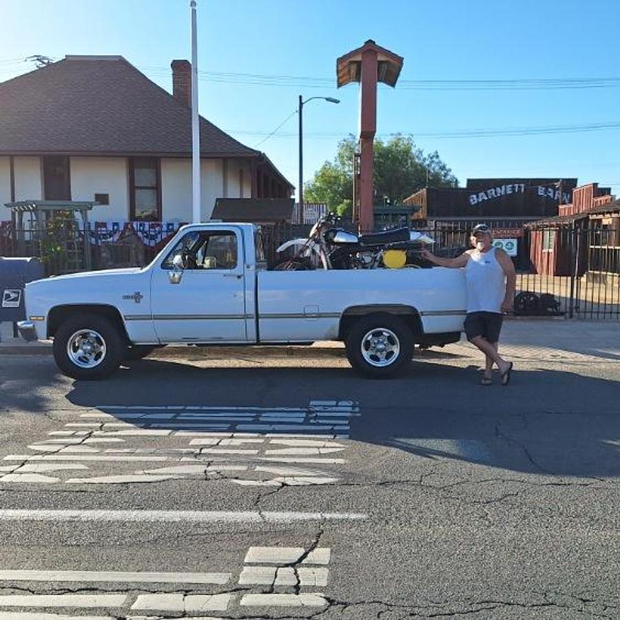 Used 1986 Chevrolet Silverado C20 Box