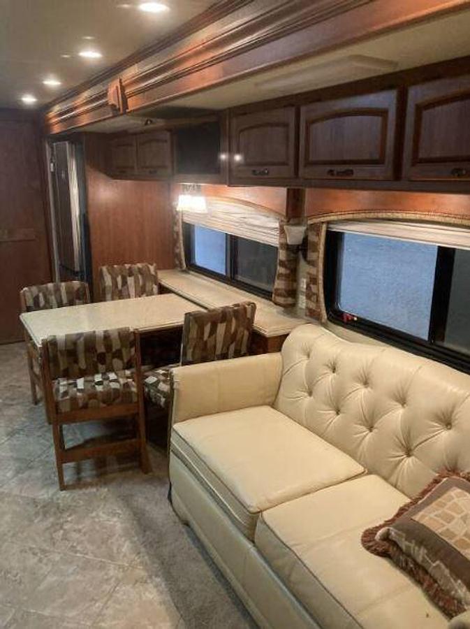 Used 2008 Holiday Rambler ENDEAVOR 40PDQ Class A Motorhome