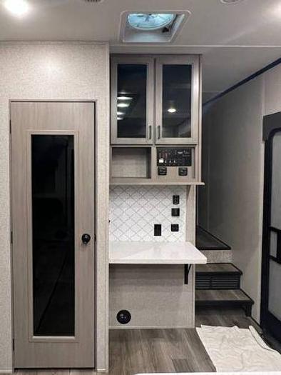 Used 2021 Highland Ridge Mesa Ridge XLT 364BHS