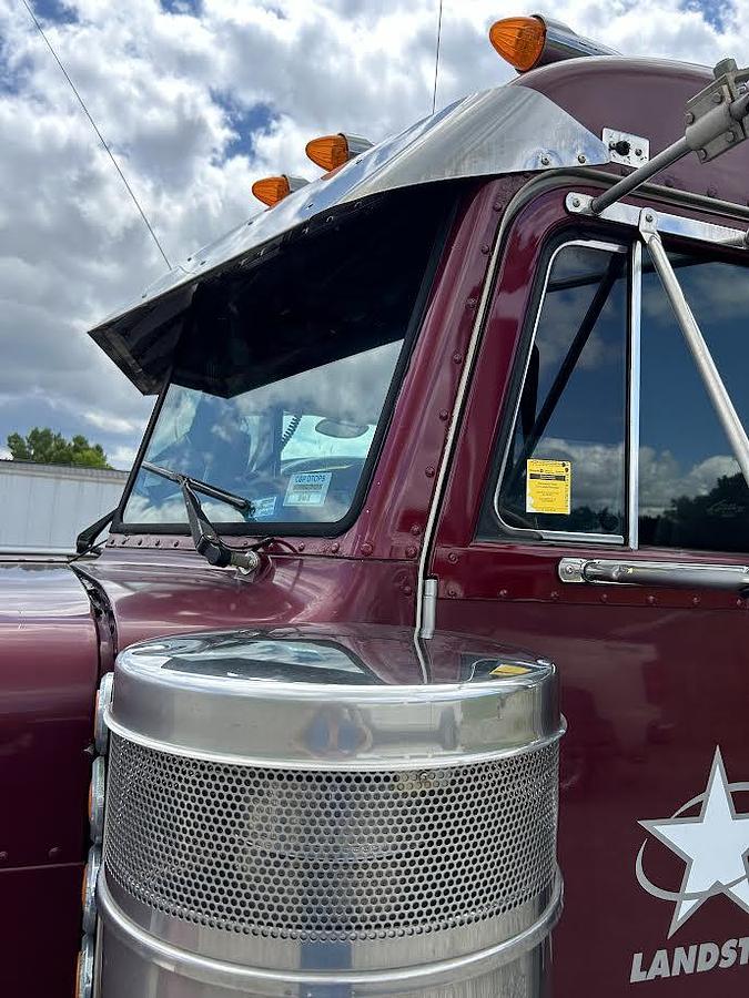 Used 2004 Peterbilt 379