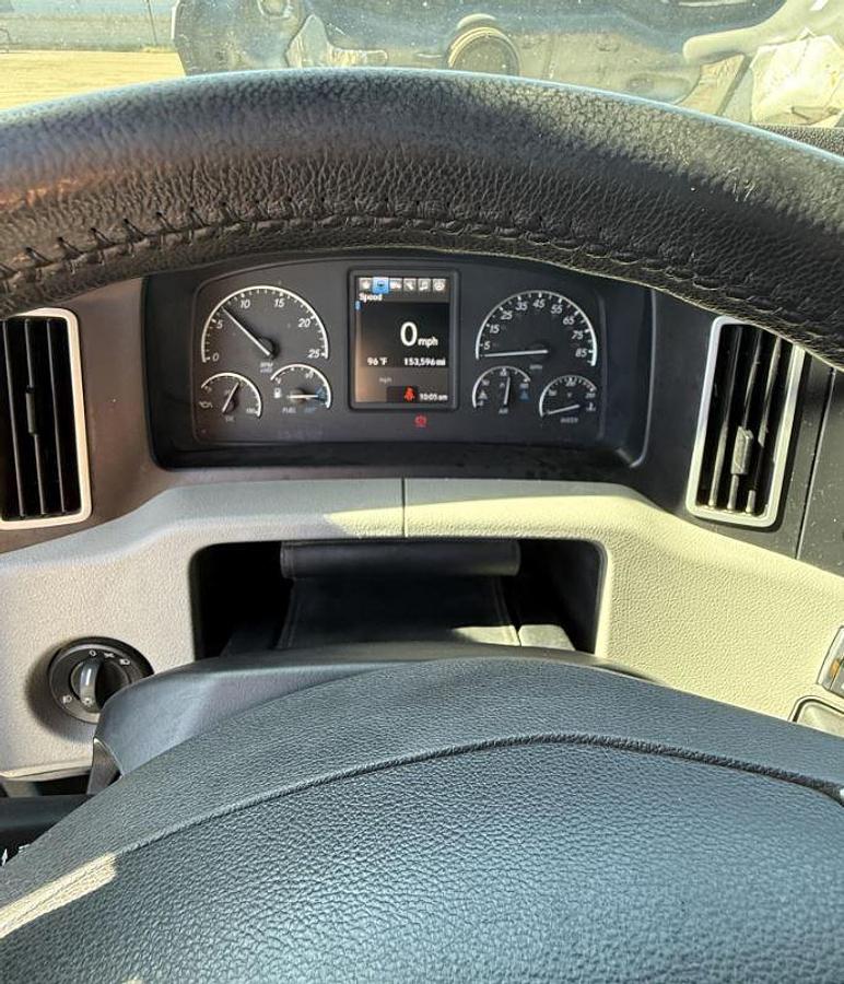 Used 2024 Freightliner Cascadia 125