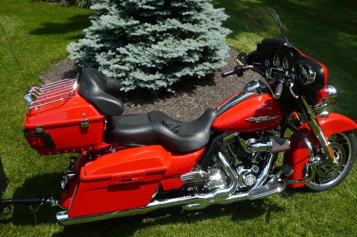 Used 2010 Harley-Davidson Touring Street Glide