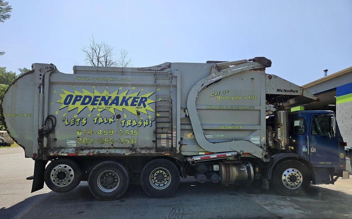 Used 2015 Autocar Xpeditor Acx Packer Garbage Truck