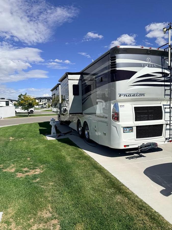 Used 2017 Tiffin Phaeton 44OH