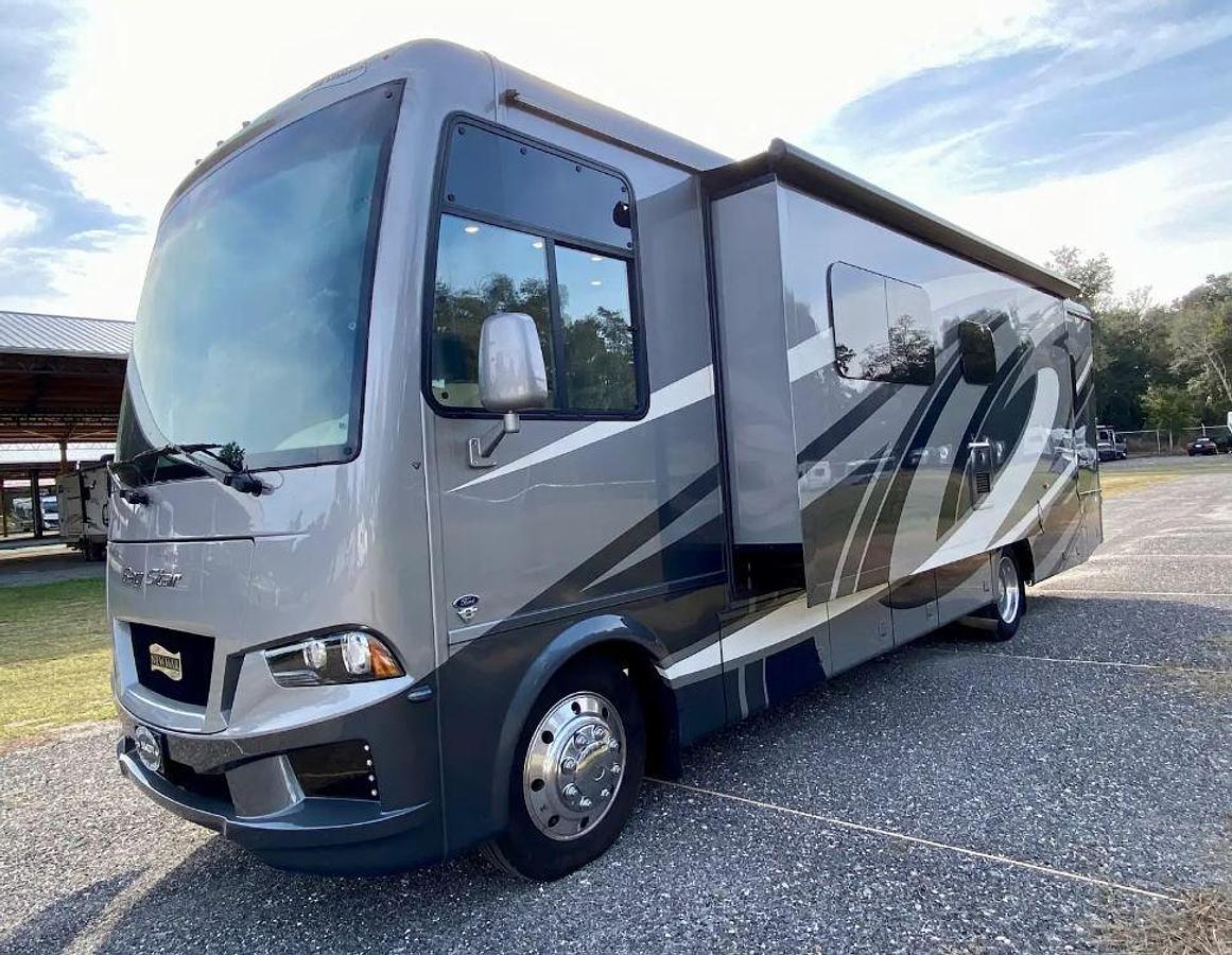 Used 2021 Newmar Bay Star 3226 Class A Motorhome
