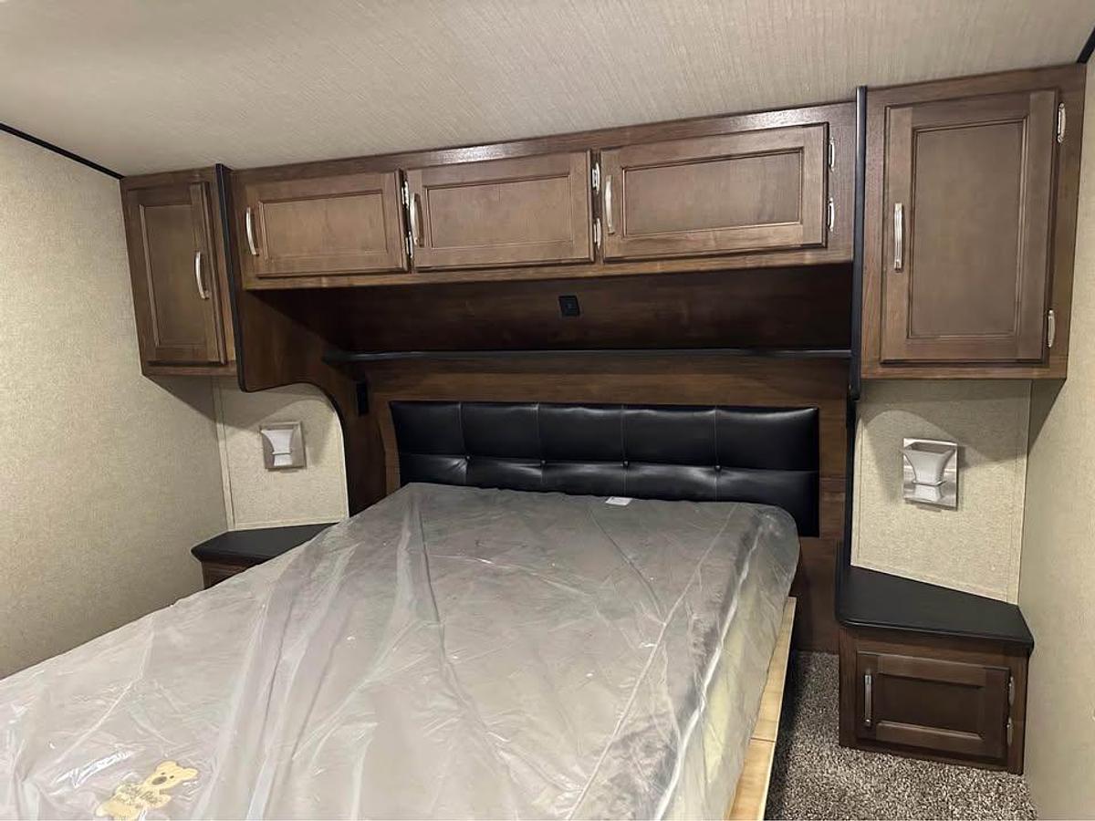 Used 2018 Grand Design Reflection 290BH Fifth Wheel