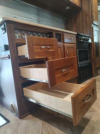 Used 2020 Winnebago Vita 24P